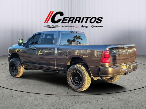 Granite Crystal Metallic Clearcoat 2026 RAM 2500 Laramie Crew Cab 4x4 6'4' Box