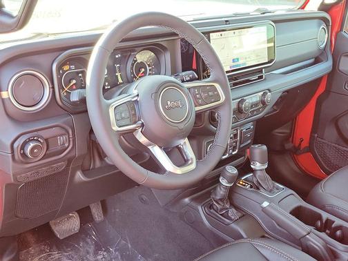 2026 Jeep Wrangler 4-Door Sahara 4x4