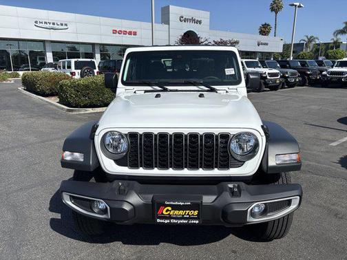 2025 Jeep Gladiator Sport S