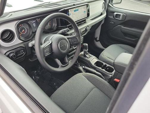 2025 Jeep Gladiator Sport S