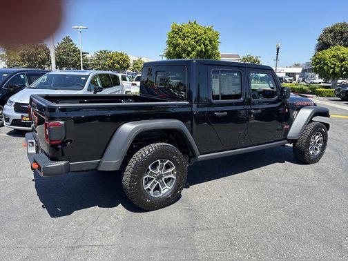2025 Jeep Gladiator Mojave