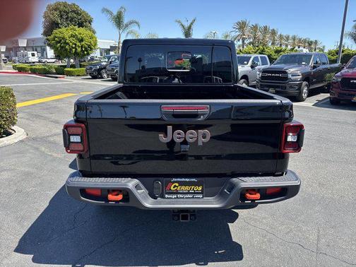2025 Jeep Gladiator Mojave