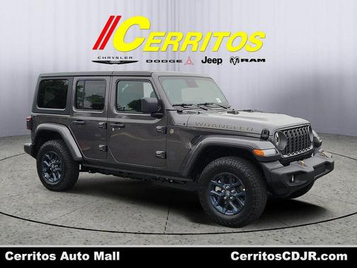 Granite Crystal Metallic Clearcoat 2026 Jeep Wrangler 85th Anniversary