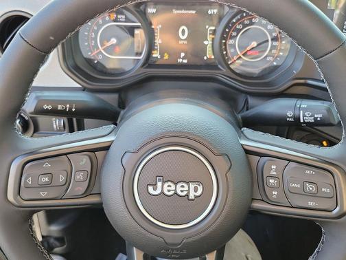 2026 Jeep Gladiator Willys 4x4