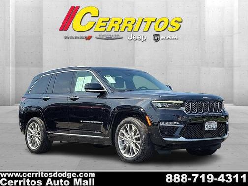 2023 Jeep Grand Cherokee Summit
