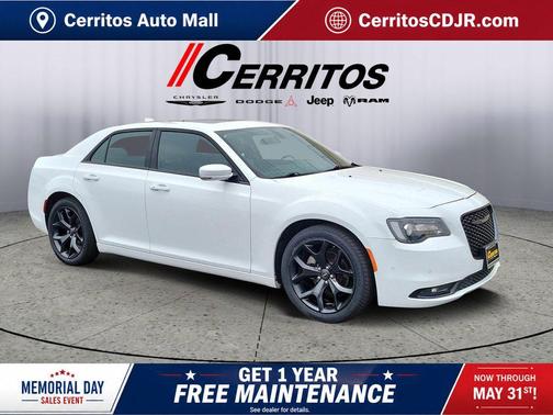 Bright White Clearcoat 2023 Chrysler 300 S
