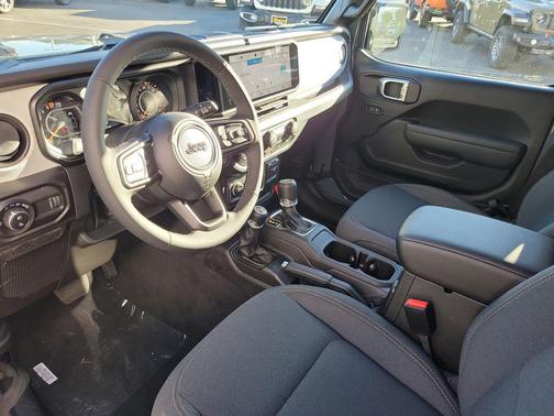 2026 Jeep Gladiator Sport S