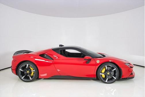 2021 Ferrari SF90 Stradale .
