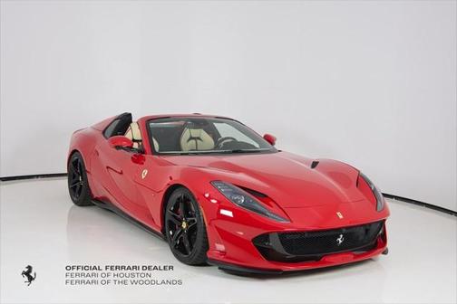 2021 Ferrari 812 GTS .