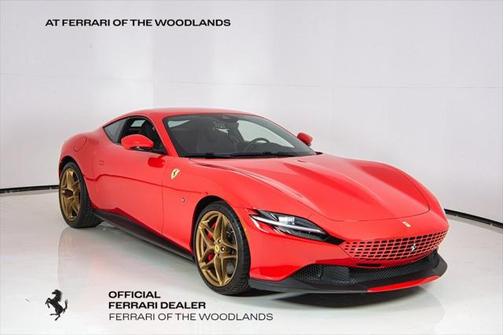 2022 Ferrari Roma .