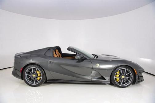 2023 Ferrari 812 GTS .