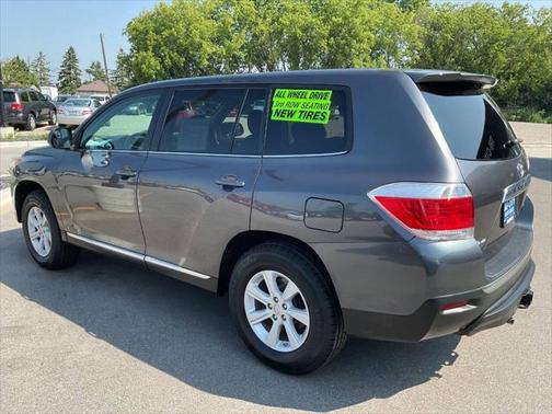 2013 Toyota Highlander SE