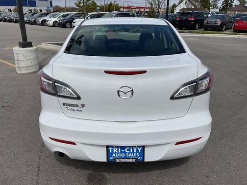 Crystal White Pearl Mica 2012 Mazda Mazda3 i Sport