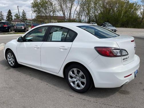 Crystal White Pearl Mica 2012 Mazda Mazda3 i Sport