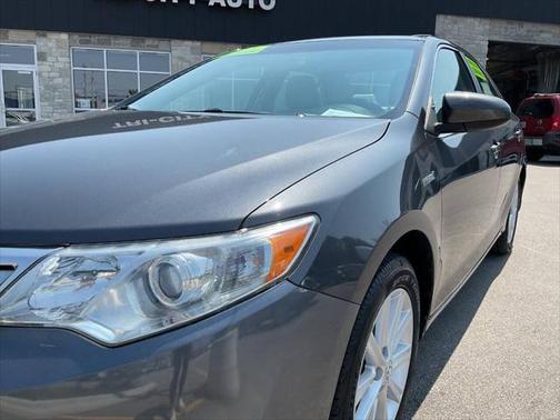 2012 Toyota Camry Hybrid XLE