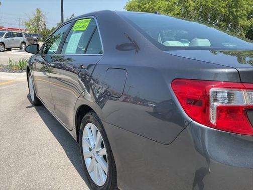 2012 Toyota Camry Hybrid XLE