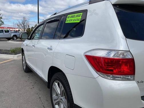Blizzard Pearl 2012 Toyota Highlander Limited