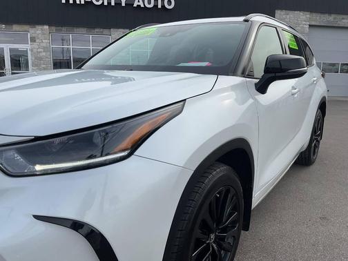 2023 Toyota Highlander XSE