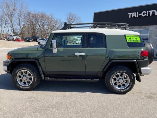 Green 2011 Toyota FJ Cruiser Base