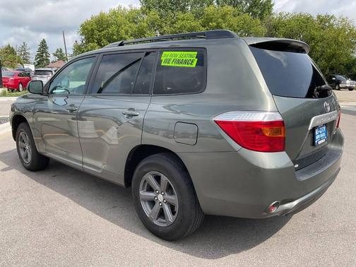 2010 Toyota Highlander SE
