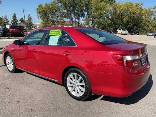 2014 Toyota Camry Hybrid XLE