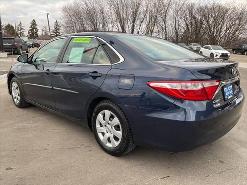 2017 Toyota Camry Hybrid SE