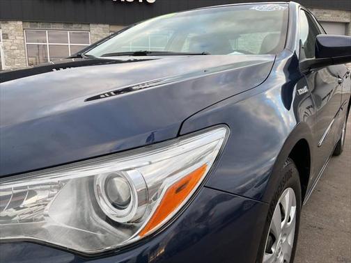 2017 Toyota Camry Hybrid SE