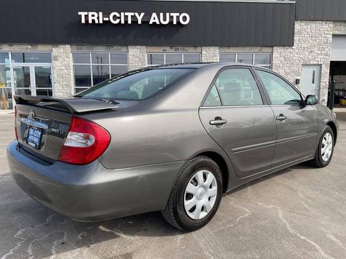 2003 Toyota Camry LE