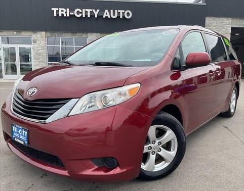 2014 Toyota Sienna LE
