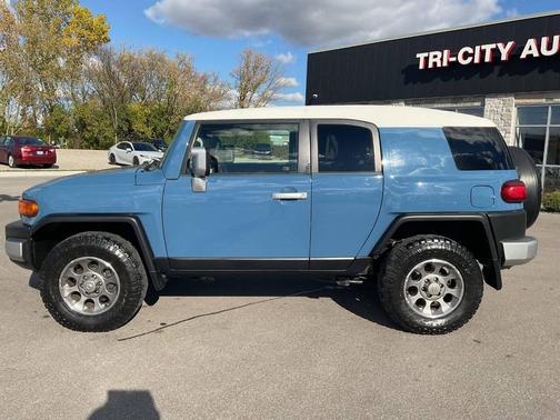 2012 Toyota FJ Cruiser Base