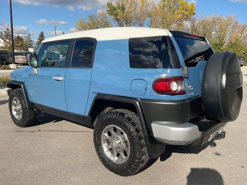 2012 Toyota FJ Cruiser Base