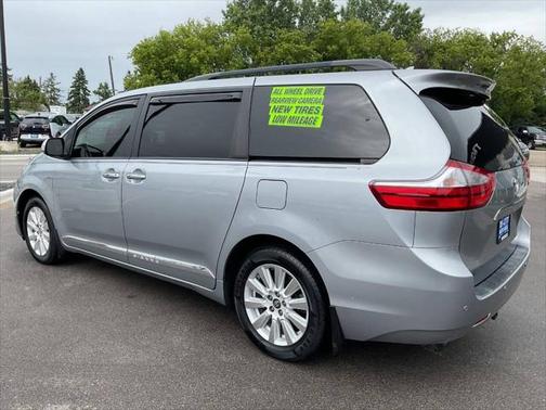 2017 Toyota Sienna Limited