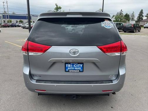 2012 Toyota Sienna XLE