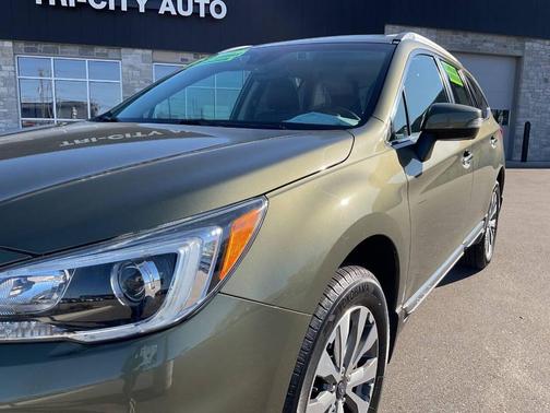 2017 Subaru Outback 2.5i Touring