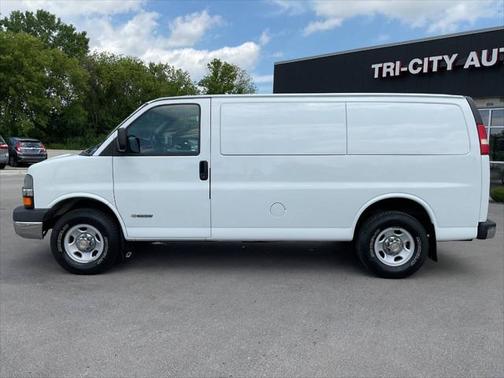 2003 Chevrolet Express 3500 Base