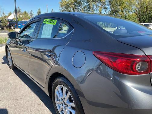 2016 Mazda Mazda3 i Sport