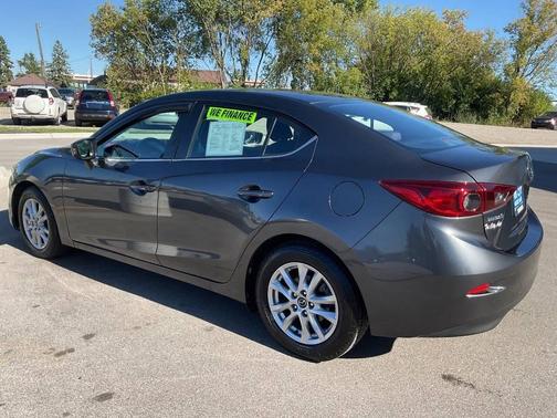 2016 Mazda Mazda3 i Sport