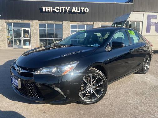 2016 Toyota Camry XSE