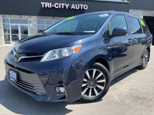 2019 Toyota Sienna XLE