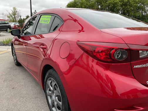 2016 Mazda Mazda3 i Sport