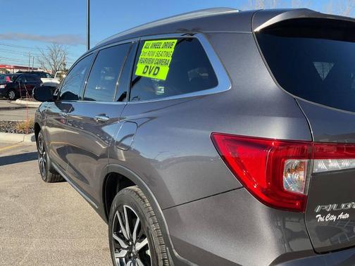 2020 Honda Pilot Touring 8-Passenger