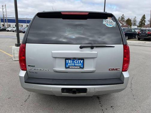 2011 GMC Yukon XL 1500 SLT