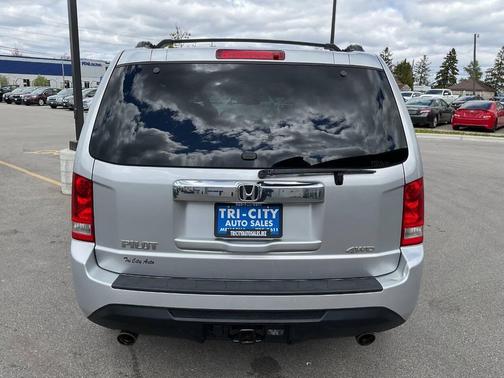 Alabaster Silver Metallic 2015 Honda Pilot EX-L