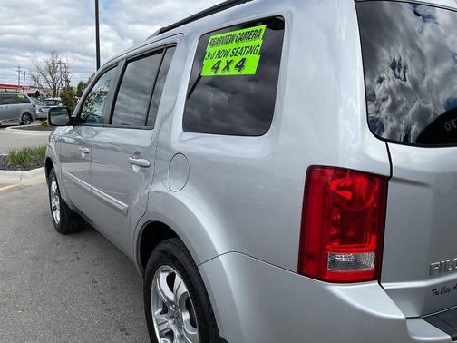 Alabaster Silver Metallic 2015 Honda Pilot EX-L