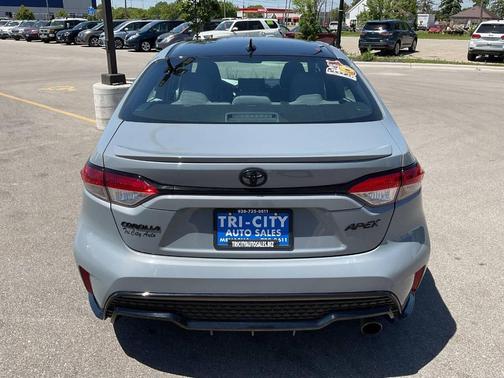 Black Sand Pearl 2022 Toyota Corolla SE