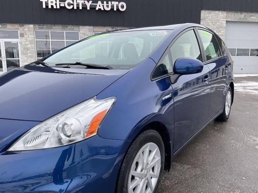 2012 Toyota Prius v Three