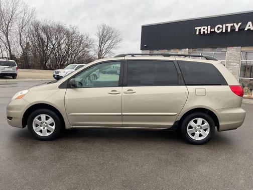 2006 Toyota Sienna LE