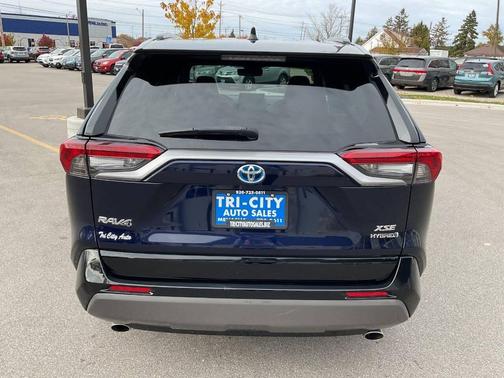 2021 Toyota RAV4 Hybrid SE