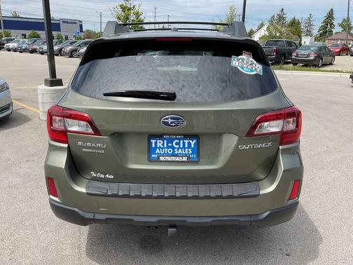 Wilderness Green Metallic 2015 Subaru Outback 2.5i Premium