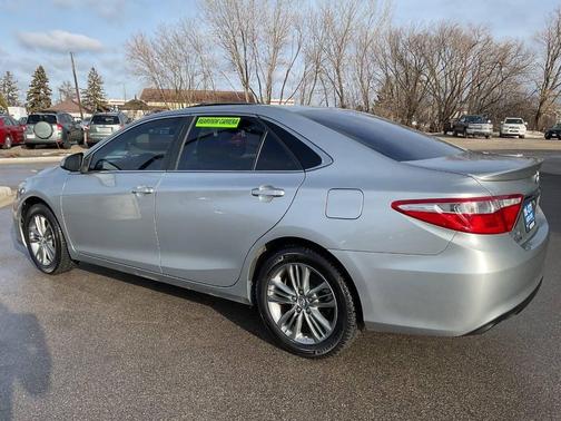 2017 Toyota Camry SE
